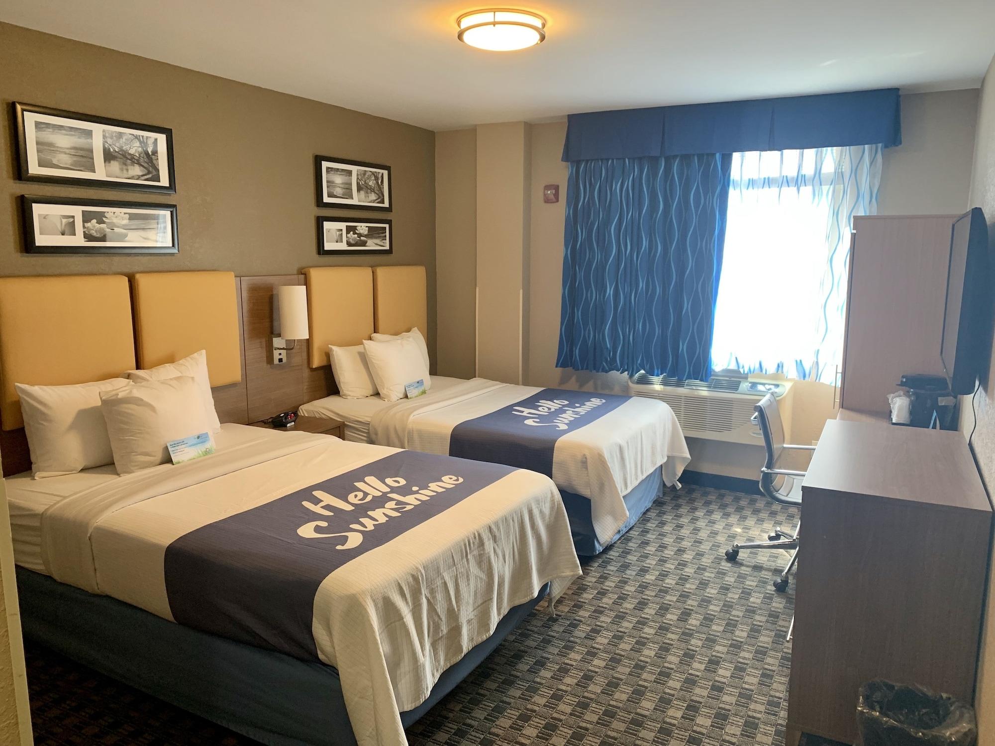 Days Inn By Wyndham Brooklyn Borough Park Нью-Йорк Экстерьер фото