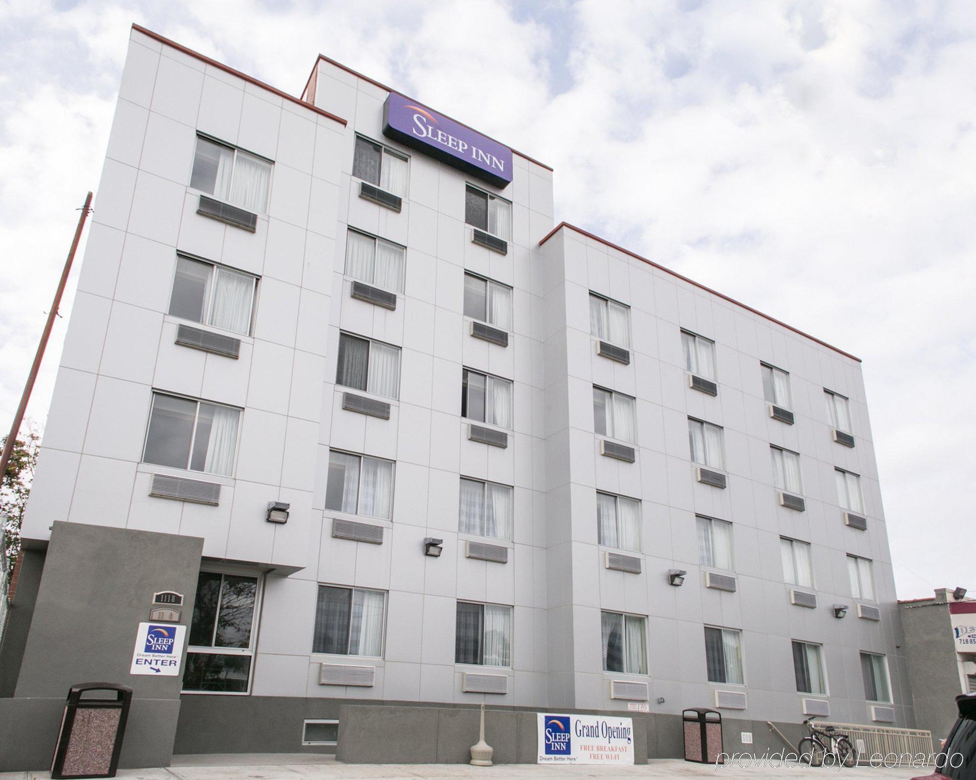 Days Inn By Wyndham Brooklyn Borough Park Нью-Йорк Экстерьер фото